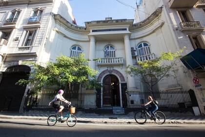 El Palacio Cangallo, en Perón 1242, es sede de la Masonería Argentina