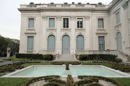 El palacio está ubicado en avenida del Libertador al 1900, CABA