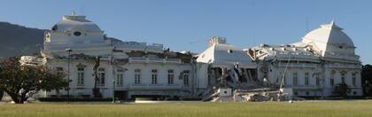 El Palacio Nacional de Haití destruido por el sismo