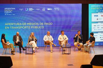 El panel "Apertura de medios de pago en transporte público", durante el Argentina Fintech Forum