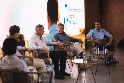 El panel de desafíos y oportunidades en el agro