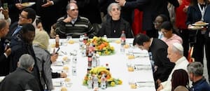 El papa León XIV llamó a los poderosos a “escuchar el grito de los más pobres”