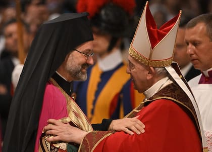 El Papa con Job Getcha, arzobispo ortodoxo de Telmessos
