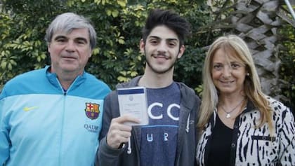 El papá de Joaquin es contador y su mamá, maestra jardinera