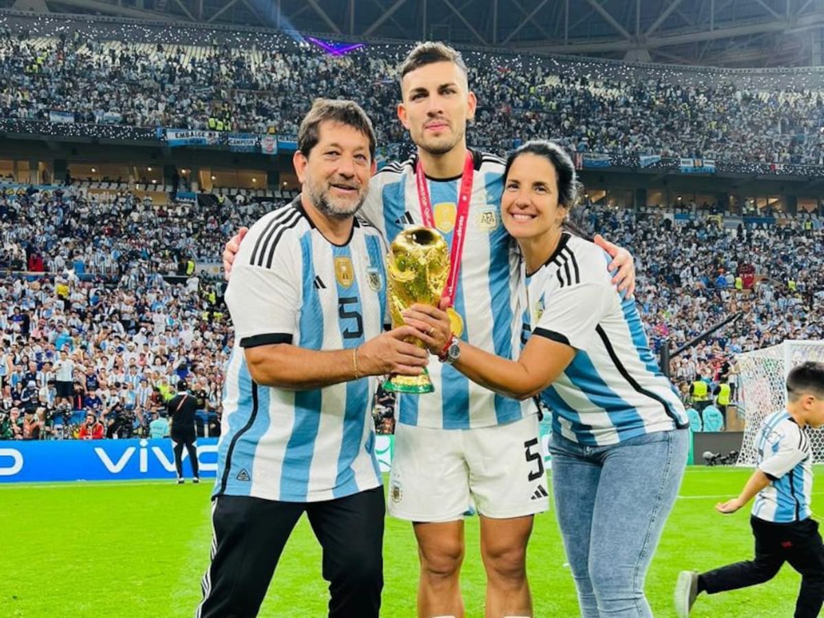 El emotivo posteo del papá de Leandro Paredes tras confirmarse la vuelta del volante a Boca: “Bienvenido a casa, hijo”