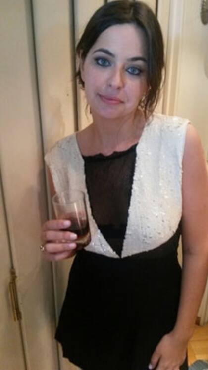 El papa de nacho se acaba de quedar encerrado em el ascensor. #minutoamimuto