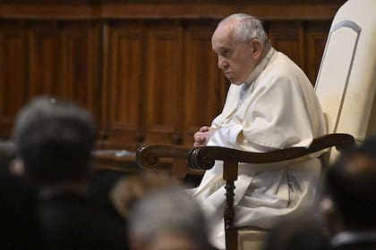 El Papa, en la basílica de San Pedro. (Photo by Alberto PIZZOLI / AFP)