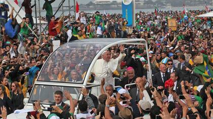 El Papa en su visita a Brasil en 2013