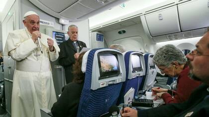 El papa Francisco criticó a Trump durante su vuelta a Roma