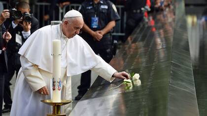 El papa Francisco, en el memorial por los atentados de 2001