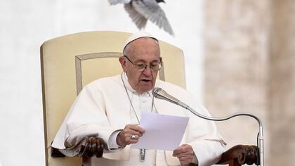 El papa Francisco manifestó su “ferviente oración” por los 44 tripulantes del submarino Ara San Juan