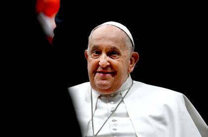 El Papa Francisco preside las vísperas, en la solemnidad de la conversión de San Pablo, en la Basílica de San Pablo Extramuros en Roma el 25 de enero de 2024.