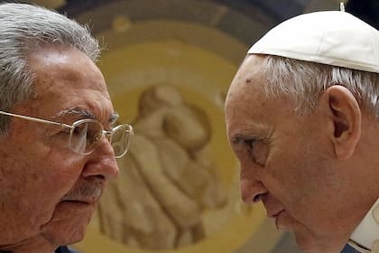 El papa Francisco y Raúl Castro, en mayo pasado