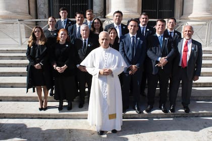 El papa León con diputados y senadores argentinos
