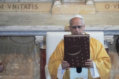 El papa León XIV en la Basílica de San Agustín en Annaba, Argelia, el 14 de abril del 2026