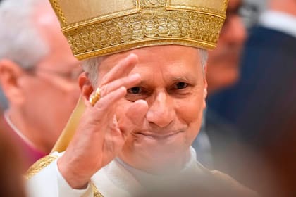 El papa León XIV en la ordenación de cuatro obispos auxiliares de Roma, en la Basílica San Juan Laterano en Roma, el 2 de mayo del 2026. (AP foto/Andrew Medichini)