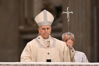 Tensión en el Vaticano: con el aval de León XIV, un cardenal argentino frena el desafío de un grupo ultraconservador