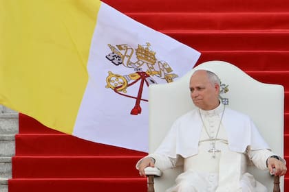 El Papa León XIV se reúne con el Mundo de la Cultura en el Campus León XIV de la Universidad Nacional de Malabo, en el noveno día de su viaje apostólico de 11 días a África