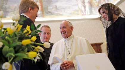 El Papa recibió a la reina Máxima en la primera visita de Estado de los monarcas de Holanda