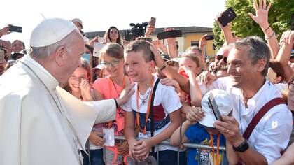 El Papa visitó ayer la localidad de Bozzolo, en Lombardía