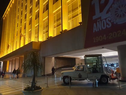 El papamóvil argentino iba a cumplir el rol de ser una grúa de auxilio