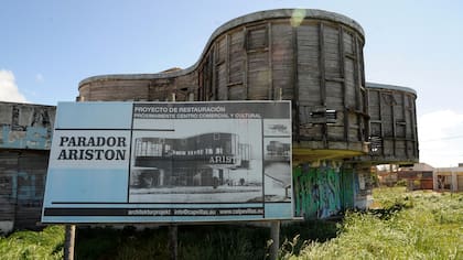 El Parador Ariston de Mar del Plata en estado de abandono, buscar ser recuperado