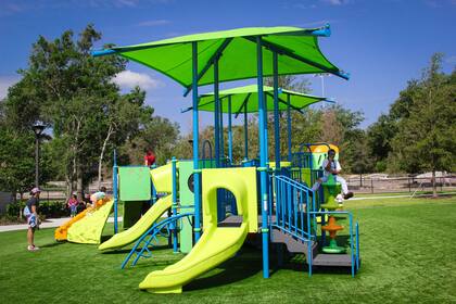 El parque de Casselberry también cuenta con un área de inclusión que tiene equipos accesibles según normas ADA