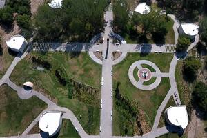 El parque, de dos hectáreas, tiene varias estaciones en las que se recrean escenas de la vida de Brochero