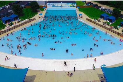 El parque ofrece sacar entradas para pasar un día completo o un bono para toda la temporada