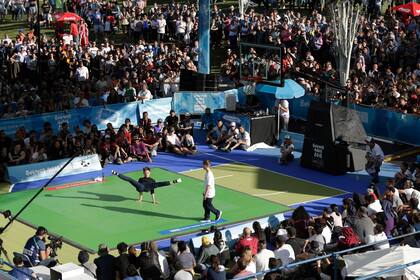 El Parque Urbano de Puerto Madero, colmado para ver la competencia de breaking.