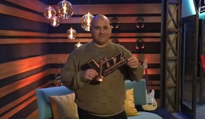 El participante de 38 años eligió seguir con Lali en el concurso (Captura: @LaVozArgentina)