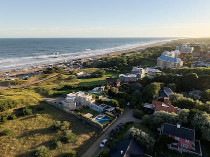 El Partido de la Costa lanzó un comunicado para prevenir a los turistas sobre las posibles estafas a la hora de reservar alojamientos