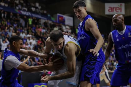 El partido entre Venezuela y la selección argentina fue típico de una clasificación americana, con más lucha que juego