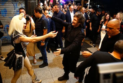 El pasado 27 de enero, en medio de un importante operativo policial, Javier Milei llegó al teatro para participar del espectáculo de su exnovia, Fátima Florez