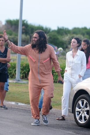 El pasado fin de semana organizaron una batucada, “Tambores como ofrendas” de Ferna Ndombe. Los percusionistas también vistieron los mamelucos Sorín-Alac.