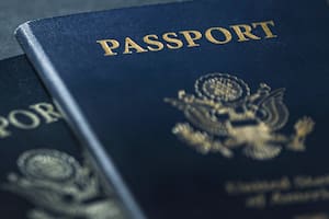 ¿Cuánto cuesta obtener el pasaporte de EE.UU. en marzo de 2026?