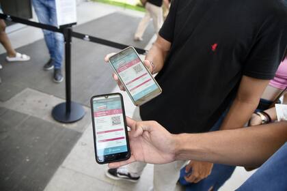 El pase sanitario se implementó el 1 de enero pasado para lugares con una alta afluencia de personas en lugares cerrados