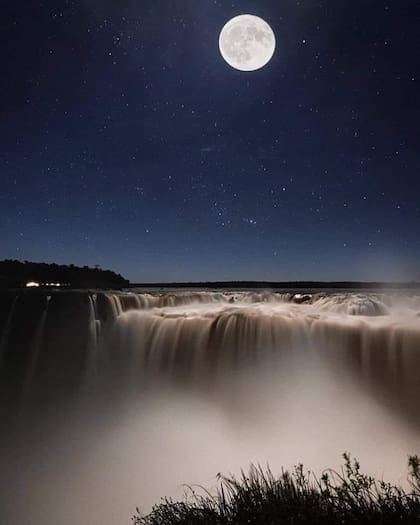 El paseo de la Luna Llena, es un producto nuevo que tuvo gran aceptación, no se considera que se vaya a interrumpir porque es abierto a cualquiera que saque la entrada. Se hace cinco veces al mes