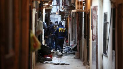 El pasillo donde está el ''dúplex'' de ''Cabecita'' Morán Joyo