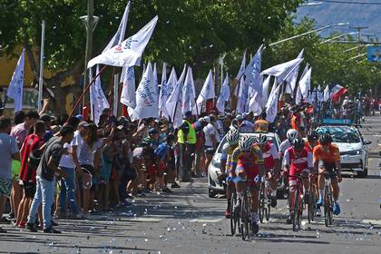 El paso de los ciclistas, una fiesta en cada ciudad sanjuanina