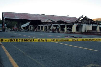 El paso fronterizo que comunica Argentina - Chile por Villa la Angostura se incendió anoche