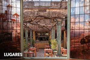 El patio andaluz es la joya de este nuevo restaurante.