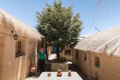 El patio central nuclea a todas las habitaciones y es ideal para mirar las estrellas a la noche.