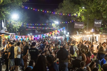 El patio de comidas en el Carnaval de Lincoln