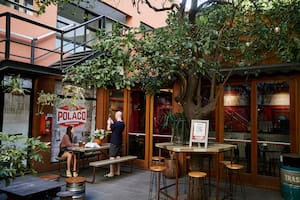 El reducto polaco escondido en Palermo que tuvo a Borges de vecino y hoy revive con un bar tradicional