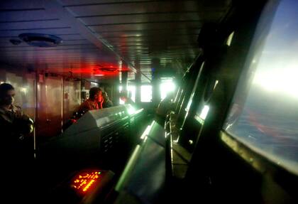 El patrullaje es una operación que hacen en soledad contra hasta 400 pesqueros