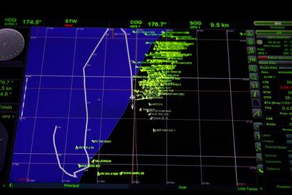 El mapa con datos de posicionamiento de los barcos en la zona de exclusión