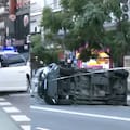 Choque y vuelco entre un auto y un patrullero: hay siete herios