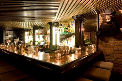 El PDT bar juega a la clandestinidad en el East Village de Nueva York