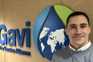 El médico argentino con un rol clave en campañas mundiales de vacunación que pueden salvar a millones de niños